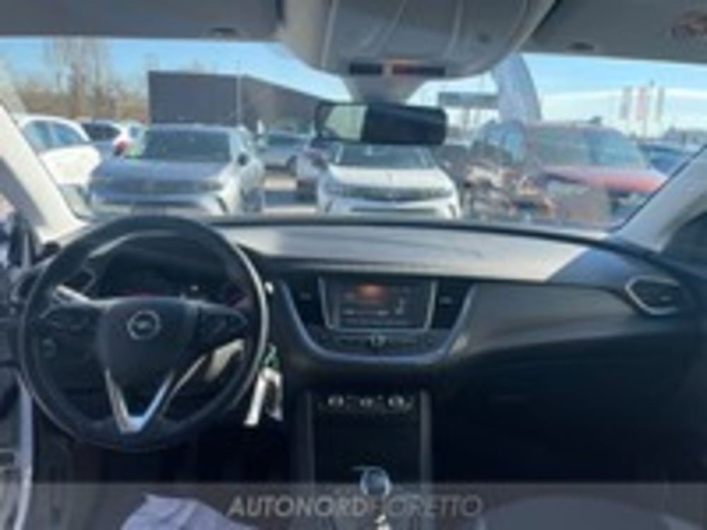Opel Grandland X usata a Udine (9)