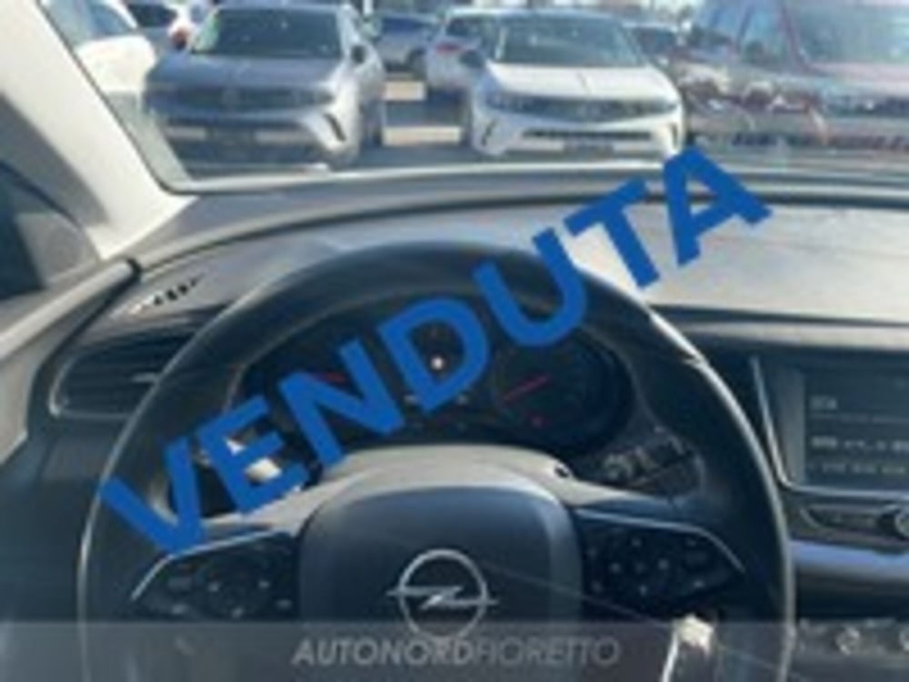 Opel Grandland X usata a Udine (11)