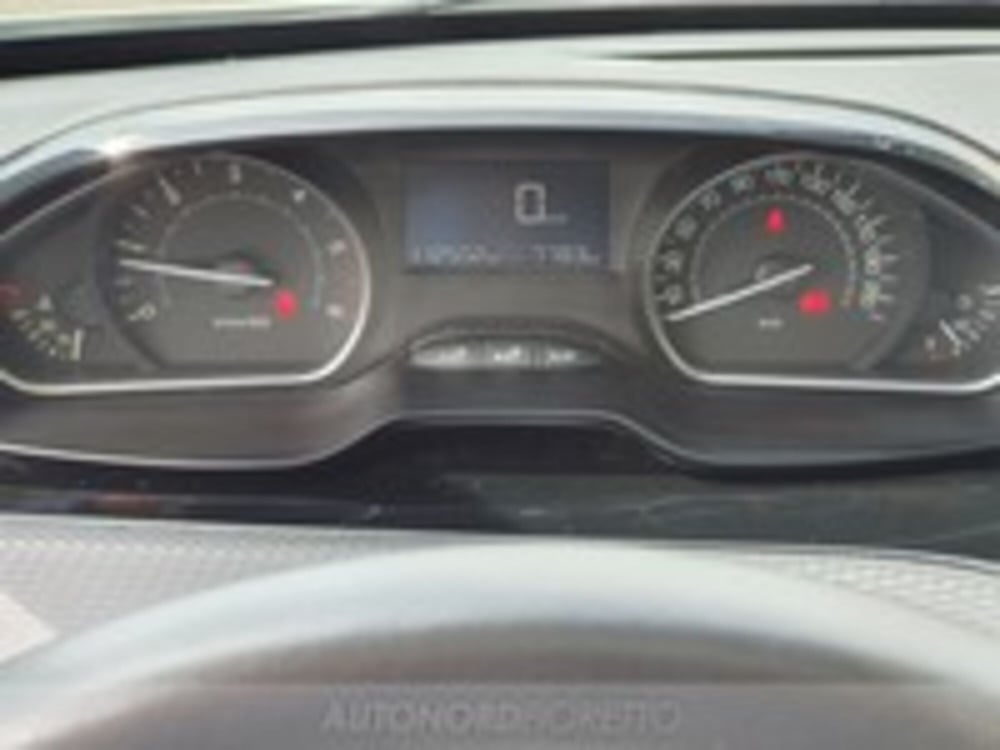 Peugeot 2008 usata a Udine (15)