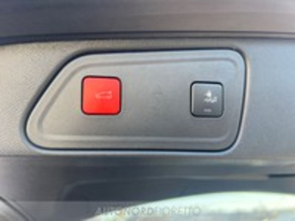 Peugeot 3008 usata a Udine (14)
