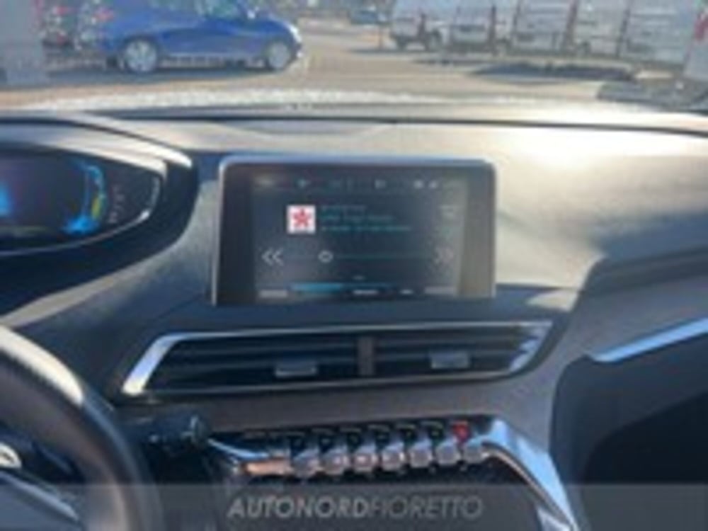 Peugeot 3008 usata a Udine (8)