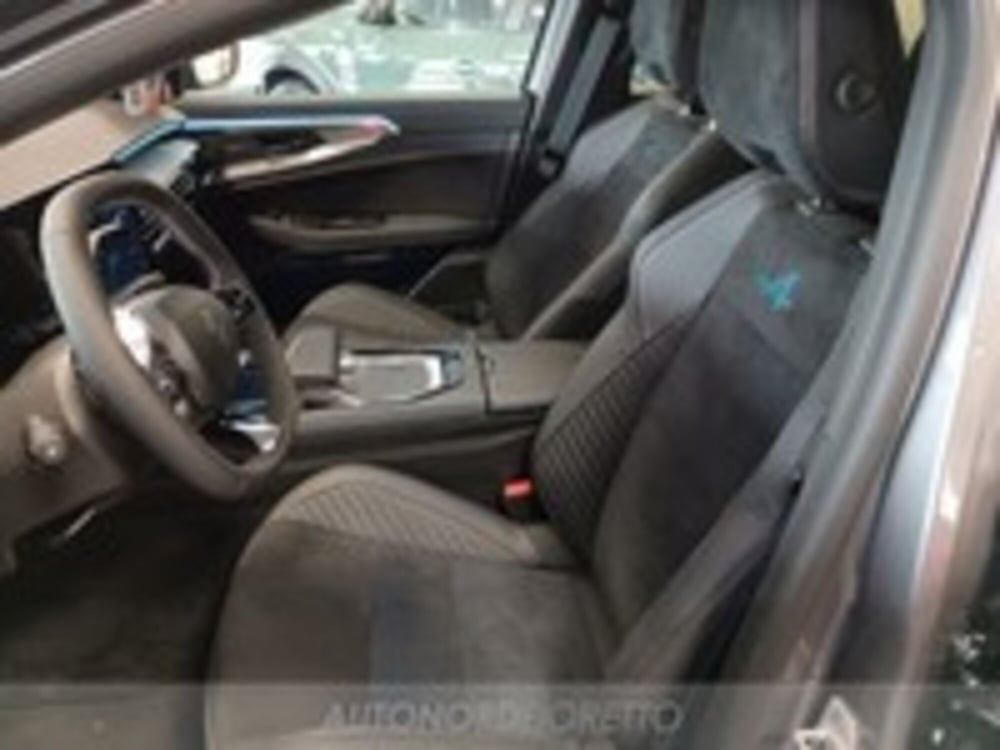 Renault Rafale nuova a Udine (10)