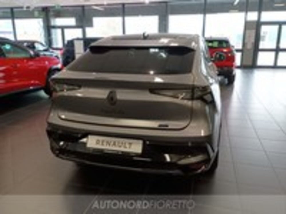 Renault Rafale nuova a Udine (4)