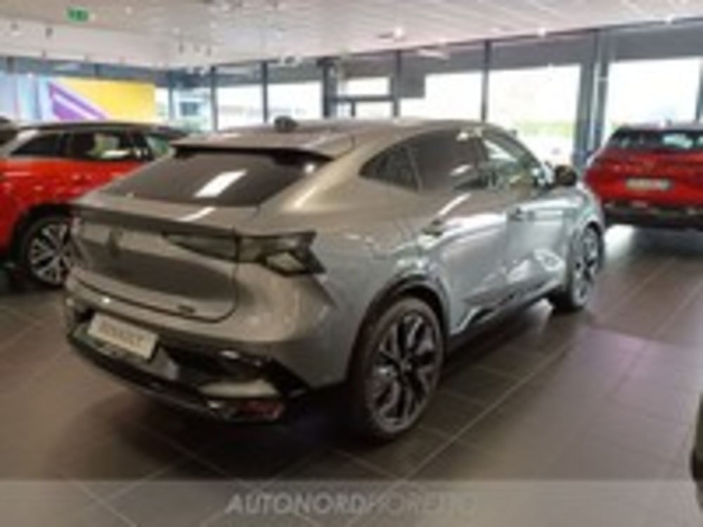 Renault Rafale nuova a Udine (5)