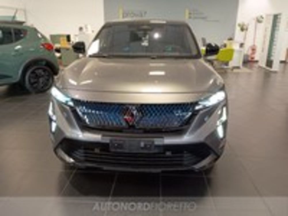 Renault Rafale nuova a Udine (8)