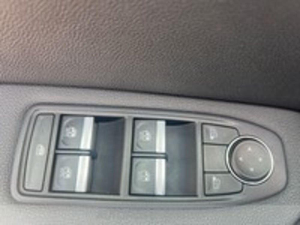 Renault Captur usata a Udine (12)
