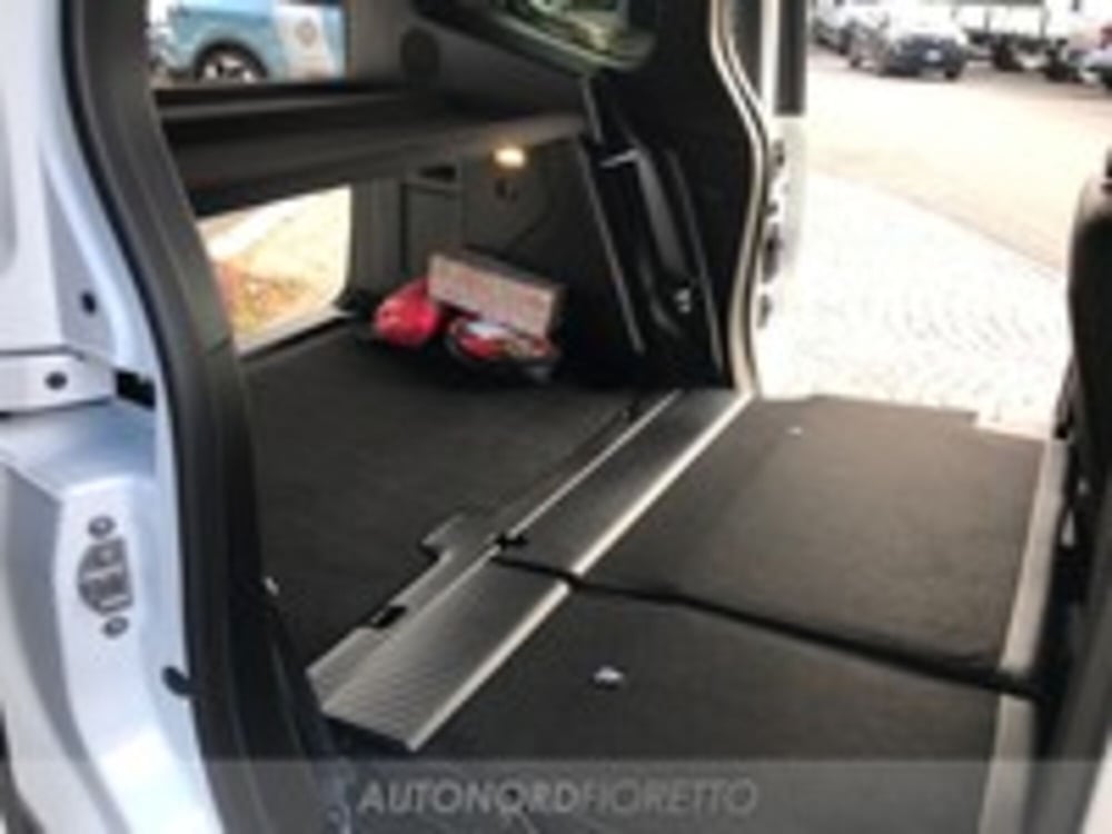 Renault Kangoo nuova a Udine (12)