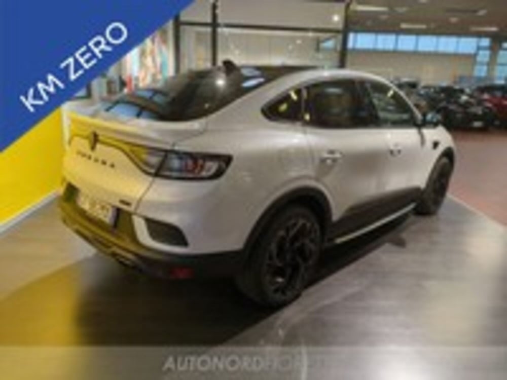 Renault Arkana nuova a Udine (5)