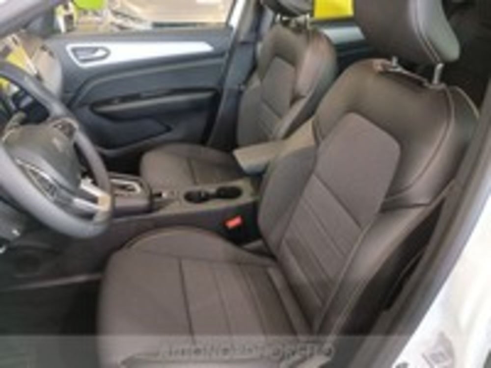 Renault Arkana nuova a Udine (12)