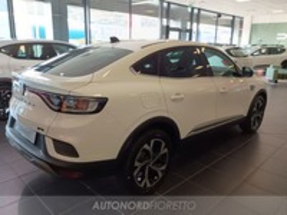 Renault Arkana nuova a Udine (4)