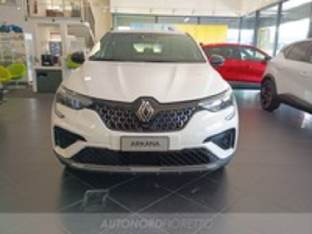 Renault Arkana nuova a Udine (7)
