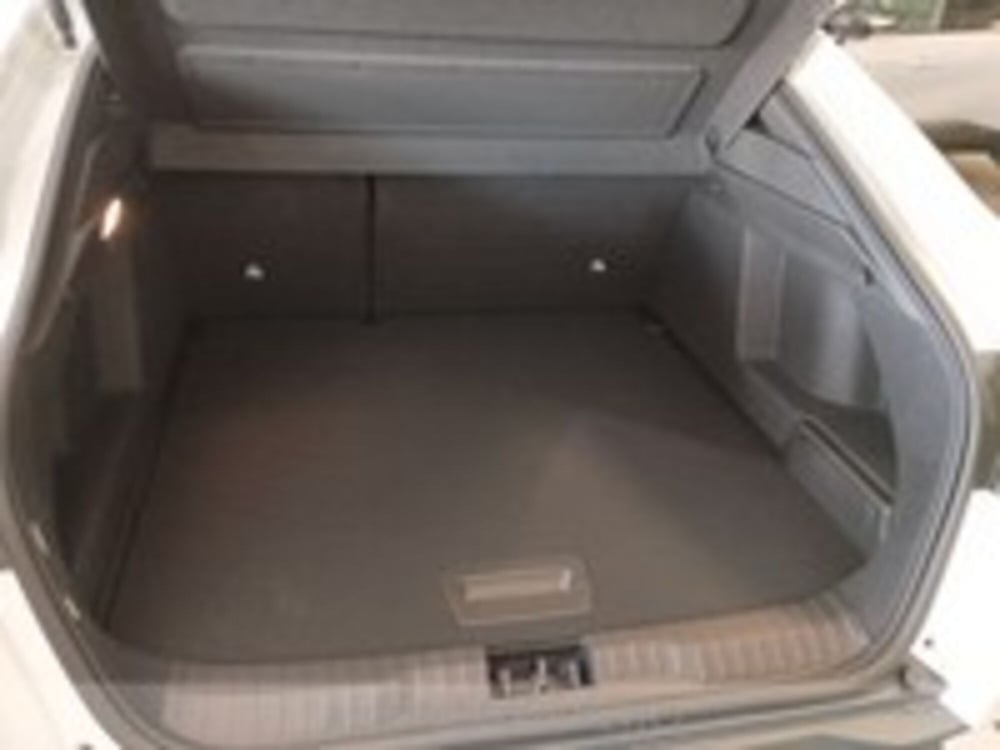 Renault Arkana nuova a Udine (9)