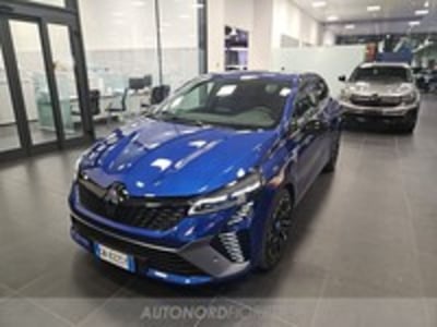 Renault Clio 1.6 full hybrid esprit Alpine 145cv del 2023 usata a Reana del Rojale