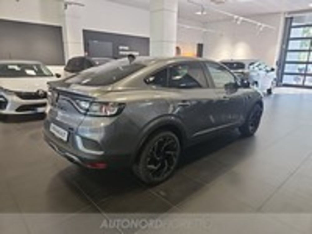 Renault Arkana nuova a Udine (5)