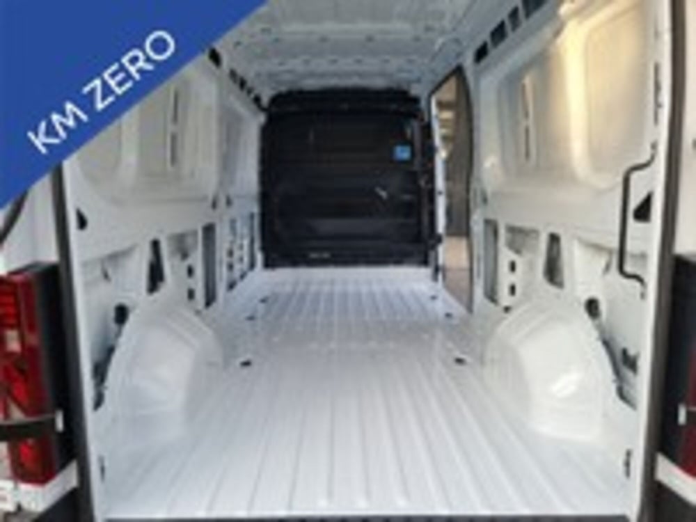 Renault Master Furgone nuova a Udine (6)