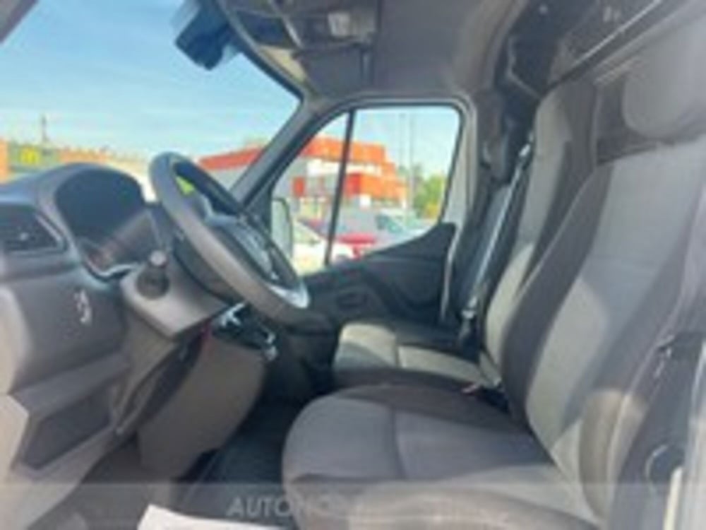 Renault Master Furgone usata a Udine (7)