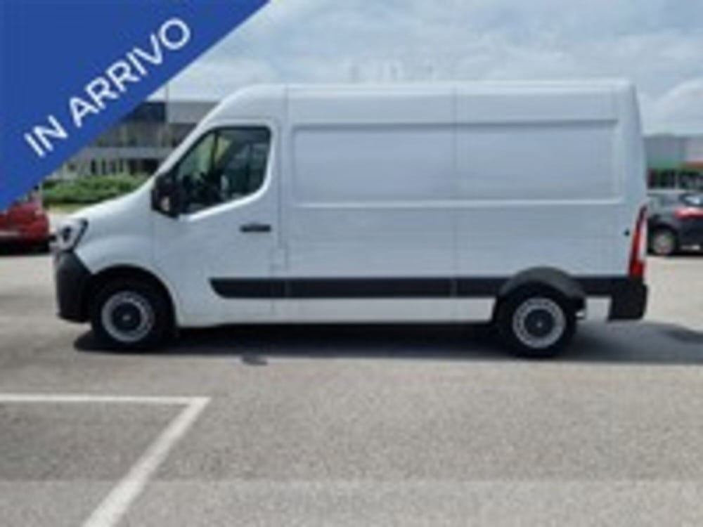 Renault Master Furgone nuova a Udine (8)