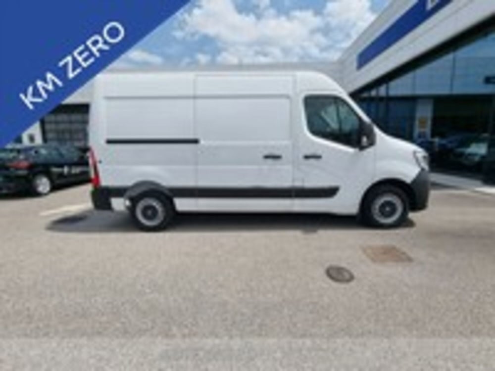 Renault Master Furgone nuova a Udine (4)