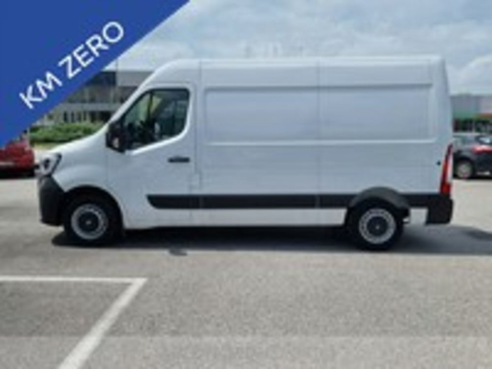 Renault Master Furgone nuova a Udine (8)