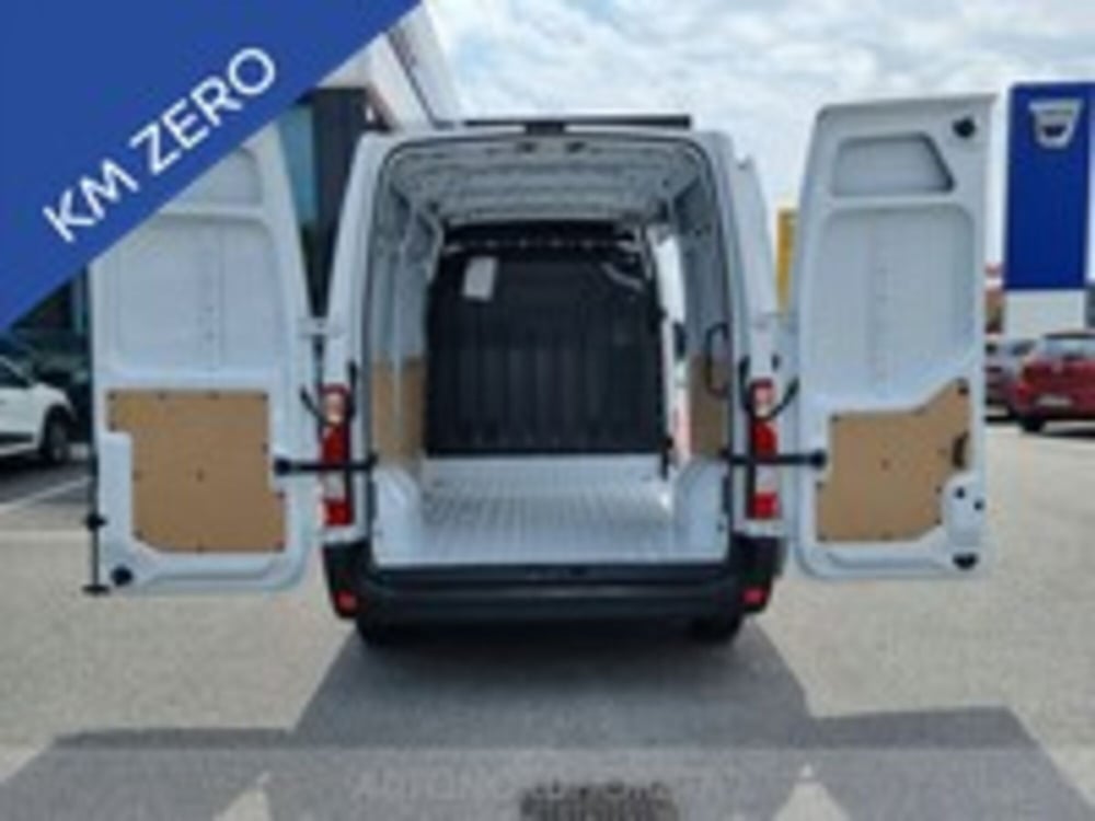 Renault Master Furgone nuova a Udine (9)