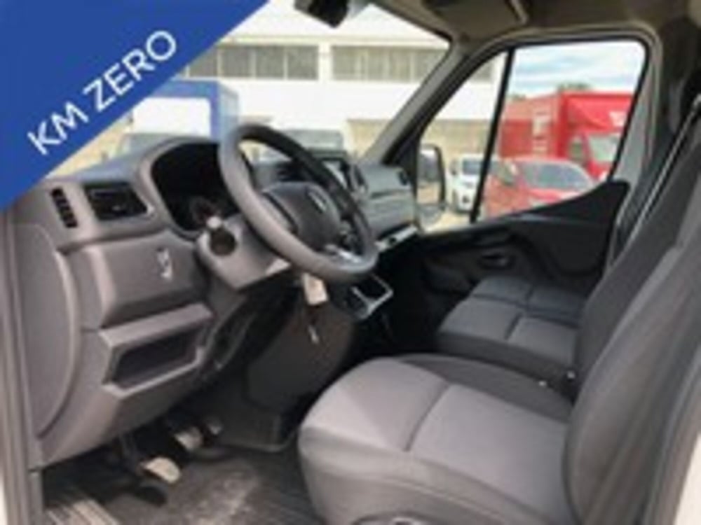 Renault Master Furgone nuova a Udine (12)