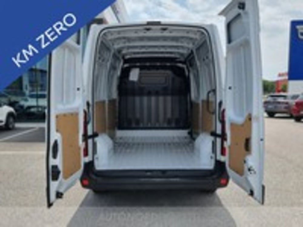 Renault Master Furgone nuova a Udine (9)