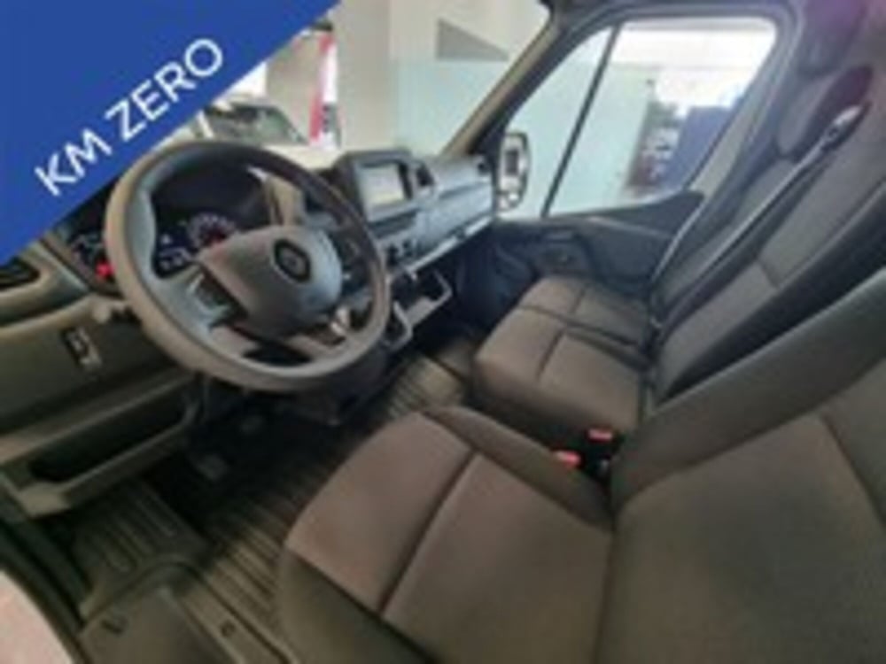 Renault Master Furgone nuova a Udine (9)