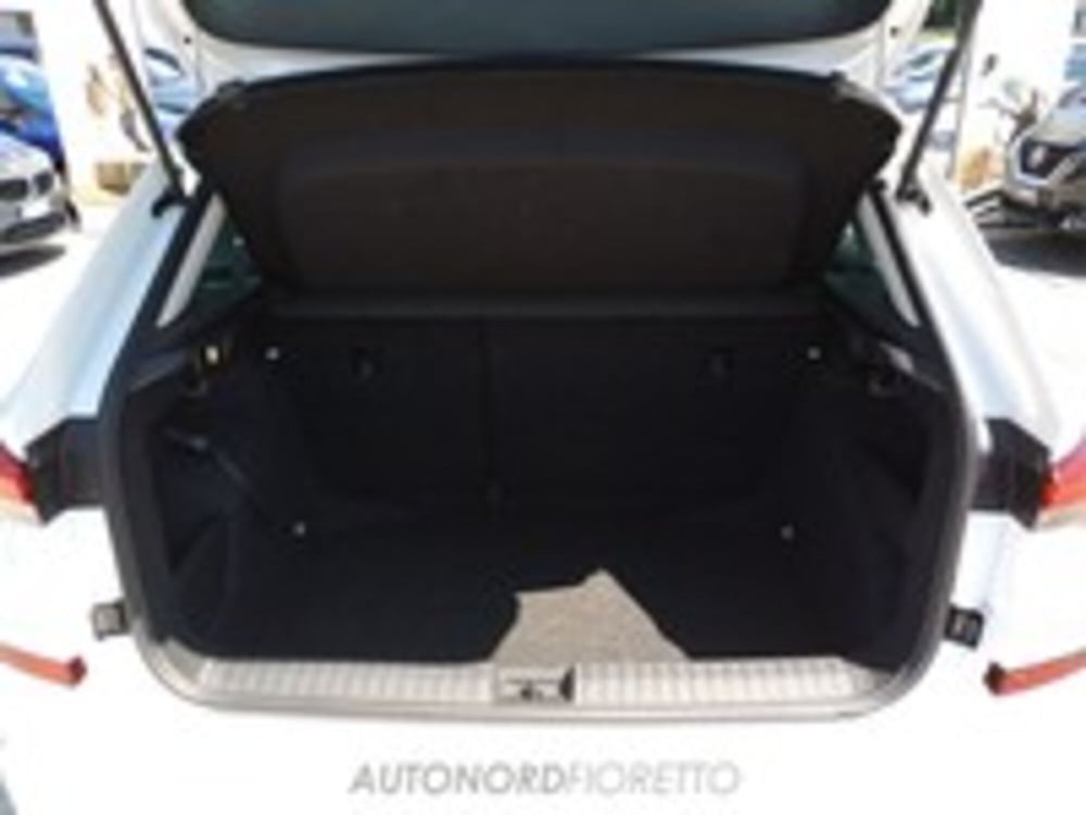 Skoda Kamiq usata a Udine (9)