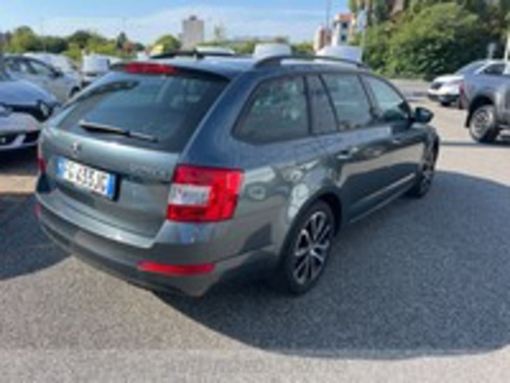 Skoda Octavia Station Wagon usata a Udine (6)