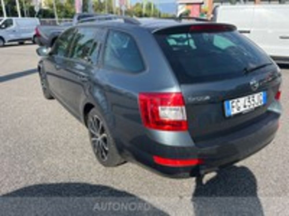 Skoda Octavia Station Wagon usata a Udine (7)