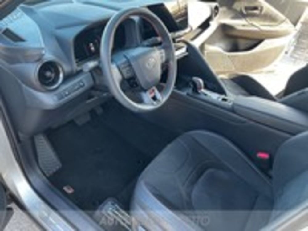 Toyota Toyota C-HR usata a Udine (14)