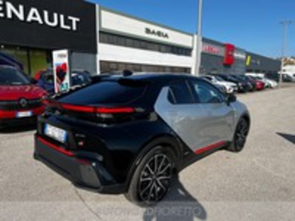 Toyota Toyota C-HR usata a Udine (5)