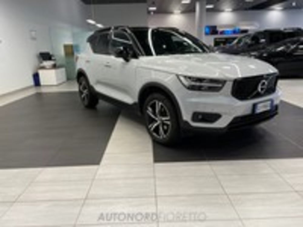 Volvo XC40 usata a Udine (3)