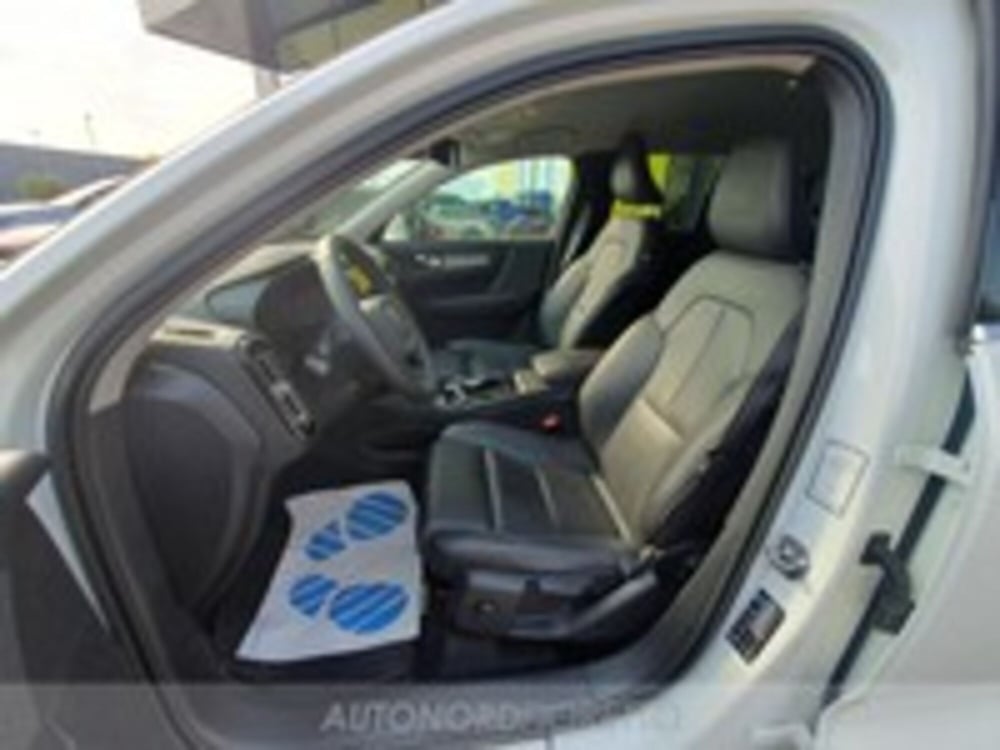 Volvo XC40 usata a Udine (10)