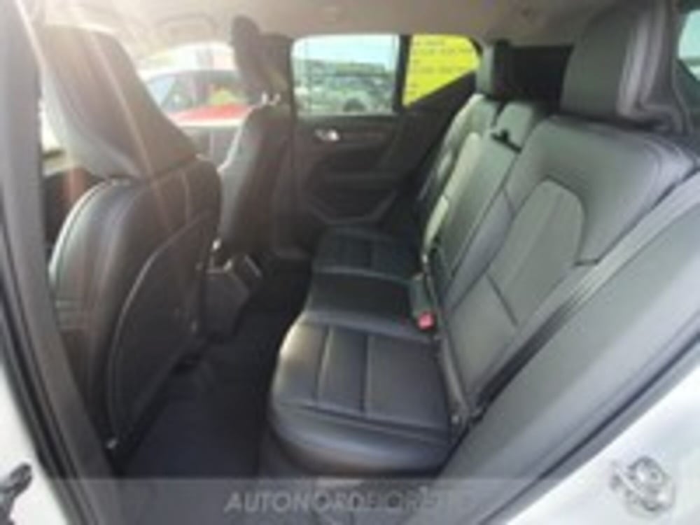 Volvo XC40 usata a Udine (11)