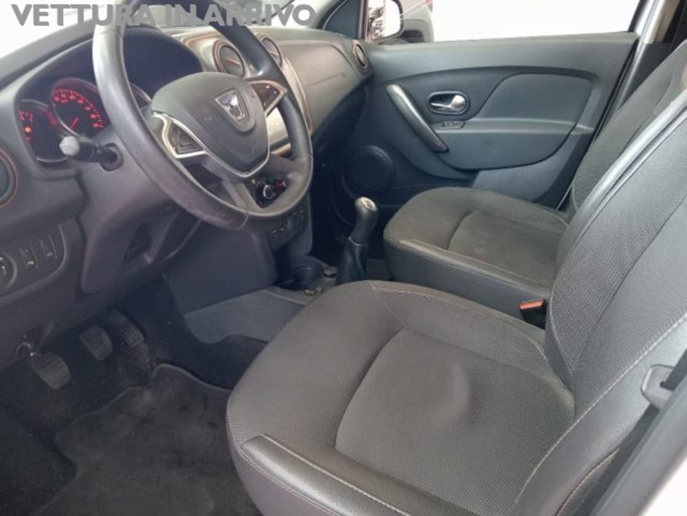 Dacia Sandero usata a Modena (5)
