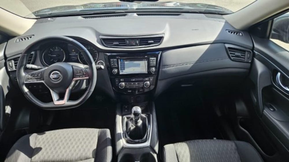 Nissan X-Trail usata a Lucca (15)