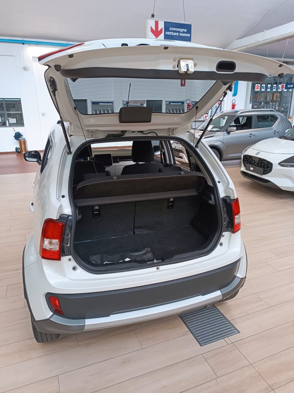 Suzuki Ignis usata a Lecco (11)