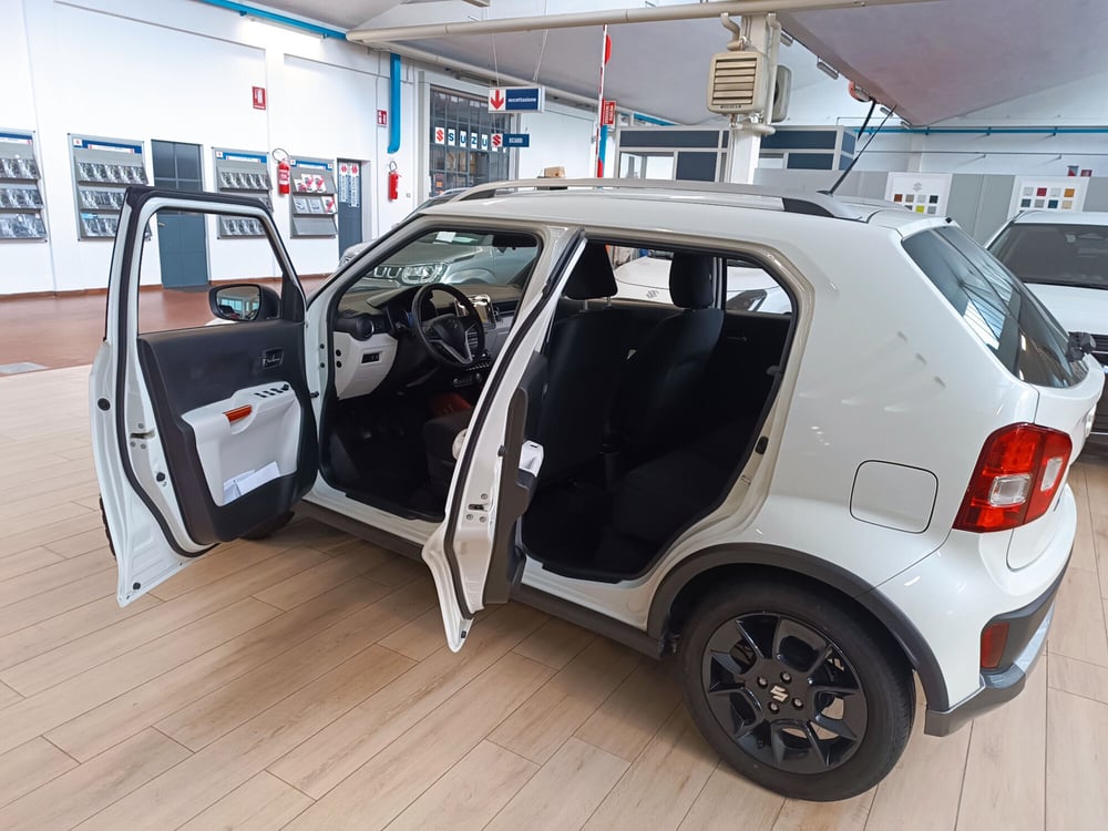 Suzuki Ignis usata a Lecco (9)