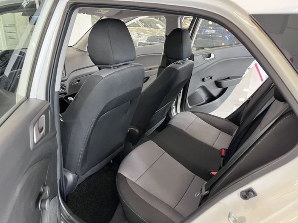 Hyundai i20 usata a Prato (10)