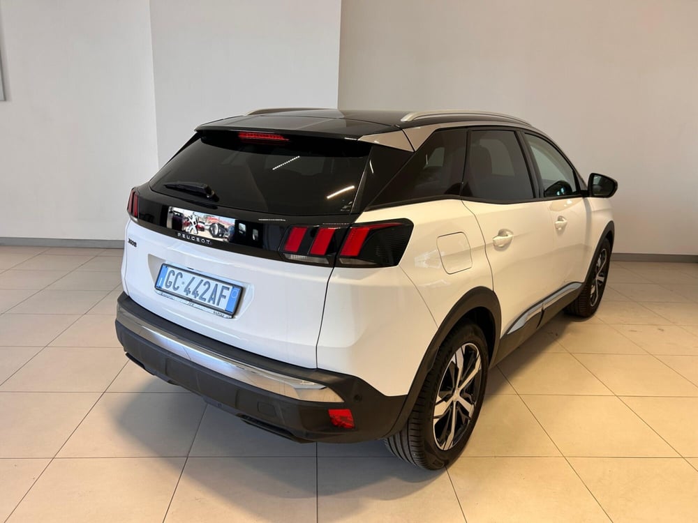 Peugeot 3008 usata a Napoli (2)