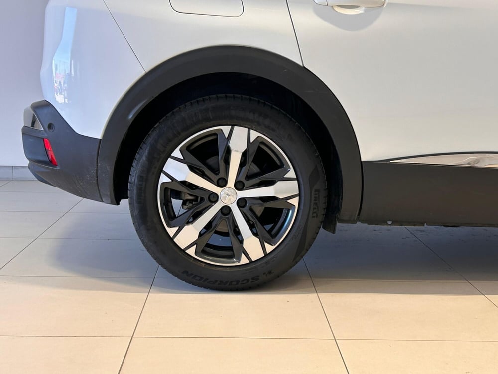 Peugeot 3008 usata a Napoli (8)