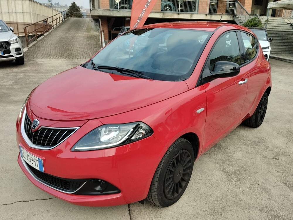 Lancia Ypsilon usata a Asti