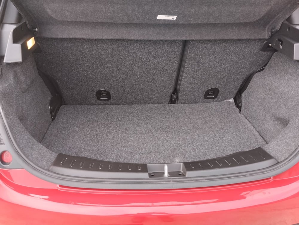 Lancia Ypsilon usata a Asti (20)