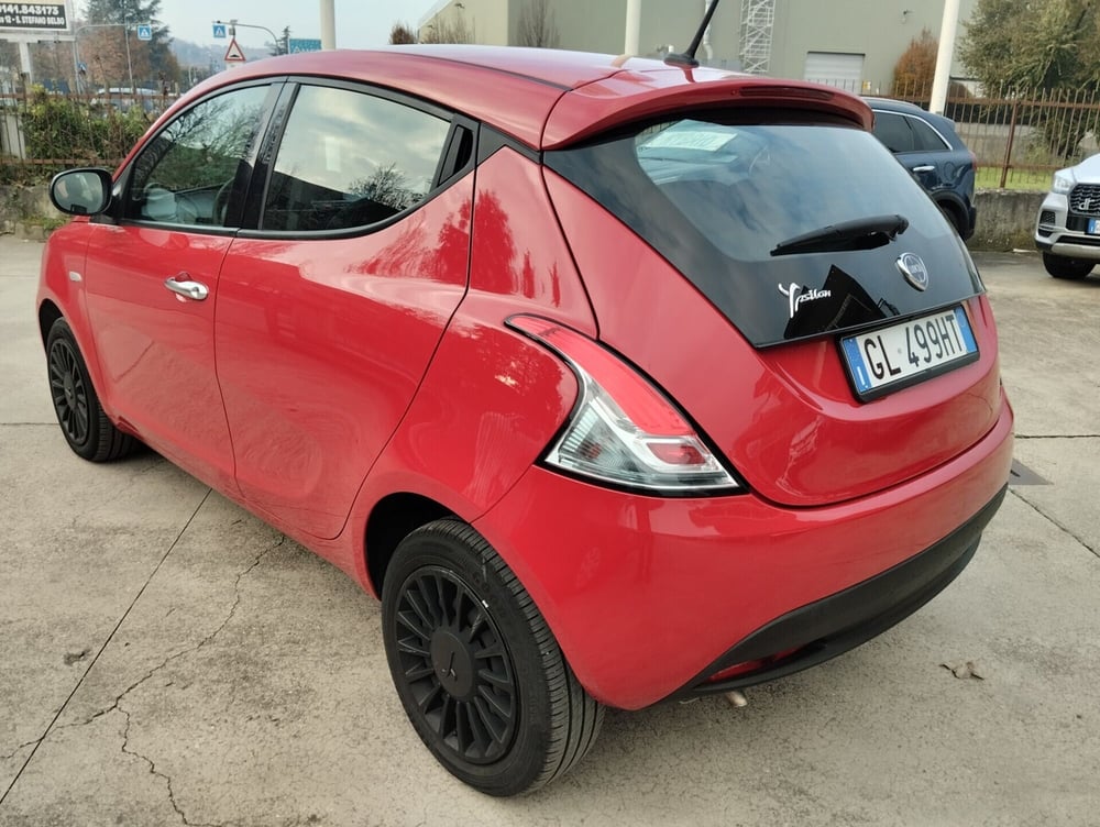 Lancia Ypsilon usata a Asti (4)