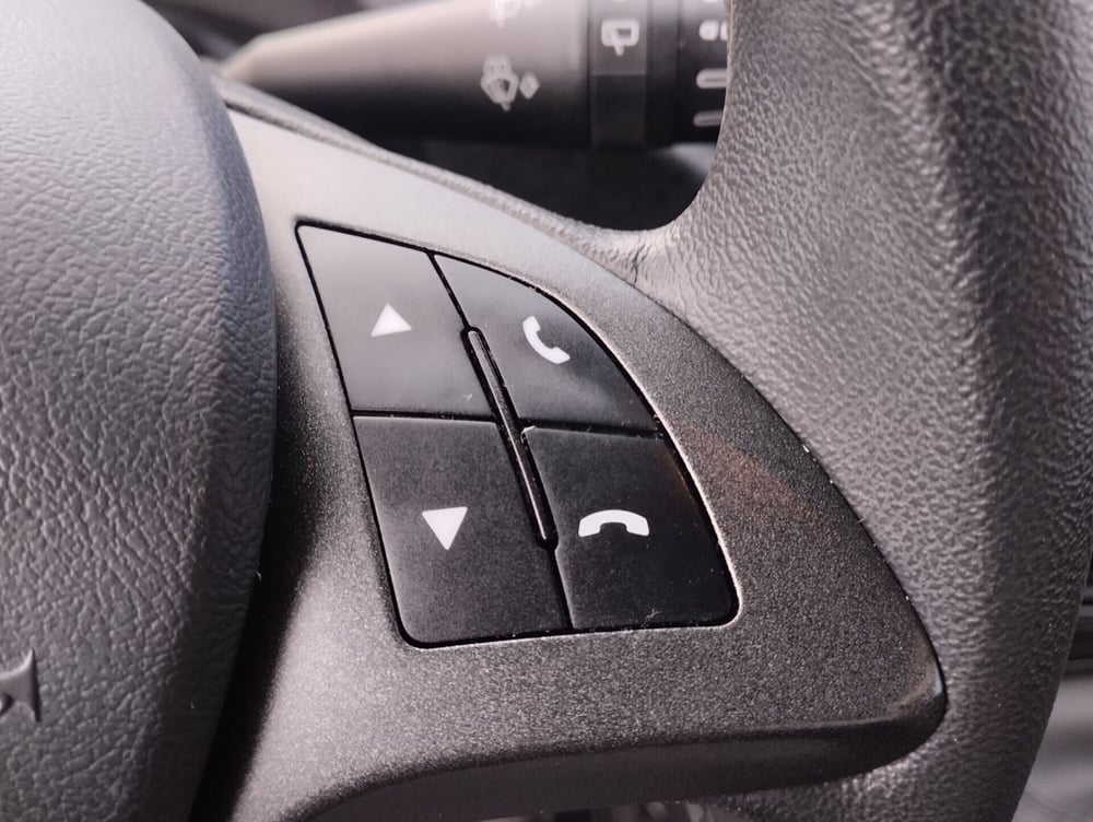 Lancia Ypsilon usata a Asti (9)