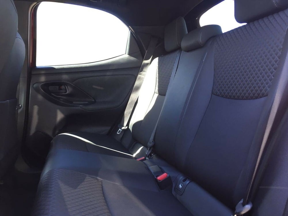 Toyota Yaris usata a Lecco (12)