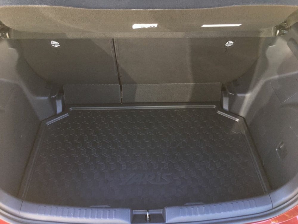 Toyota Yaris usata a Lecco (13)