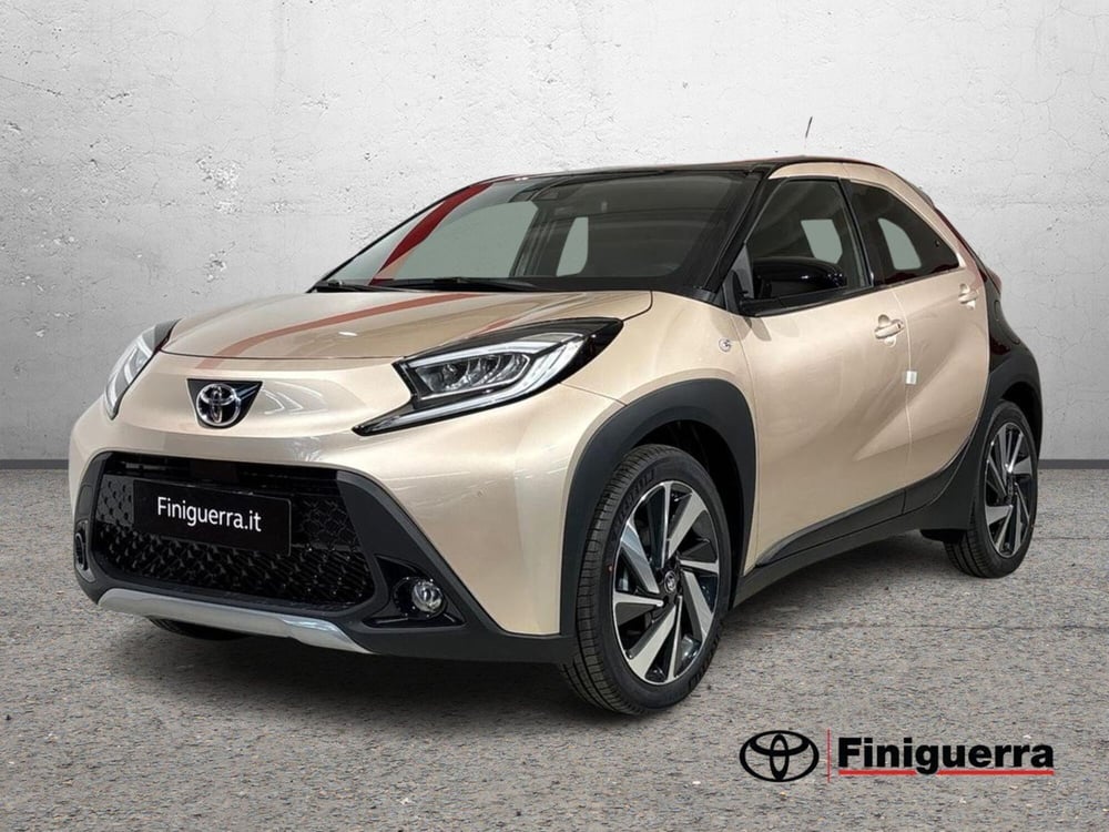 Toyota Aygo X nuova a Lecco