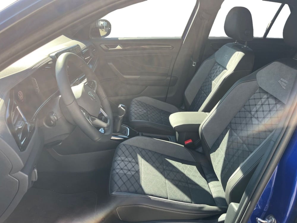 Volkswagen T-Roc nuova a Modena (15)